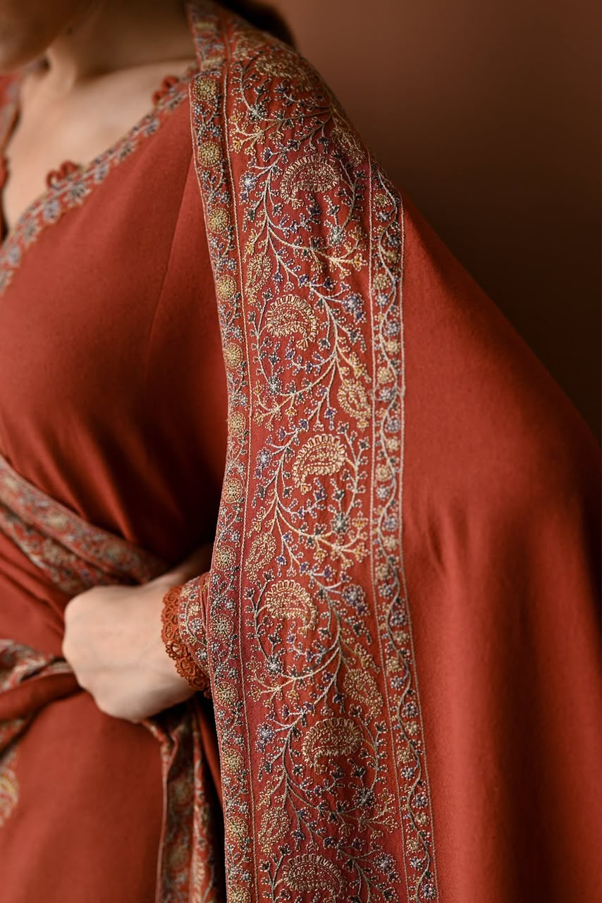 Winter COLLECTION 2026 Fabric Dhanak 3PC Embroidery collection NH11