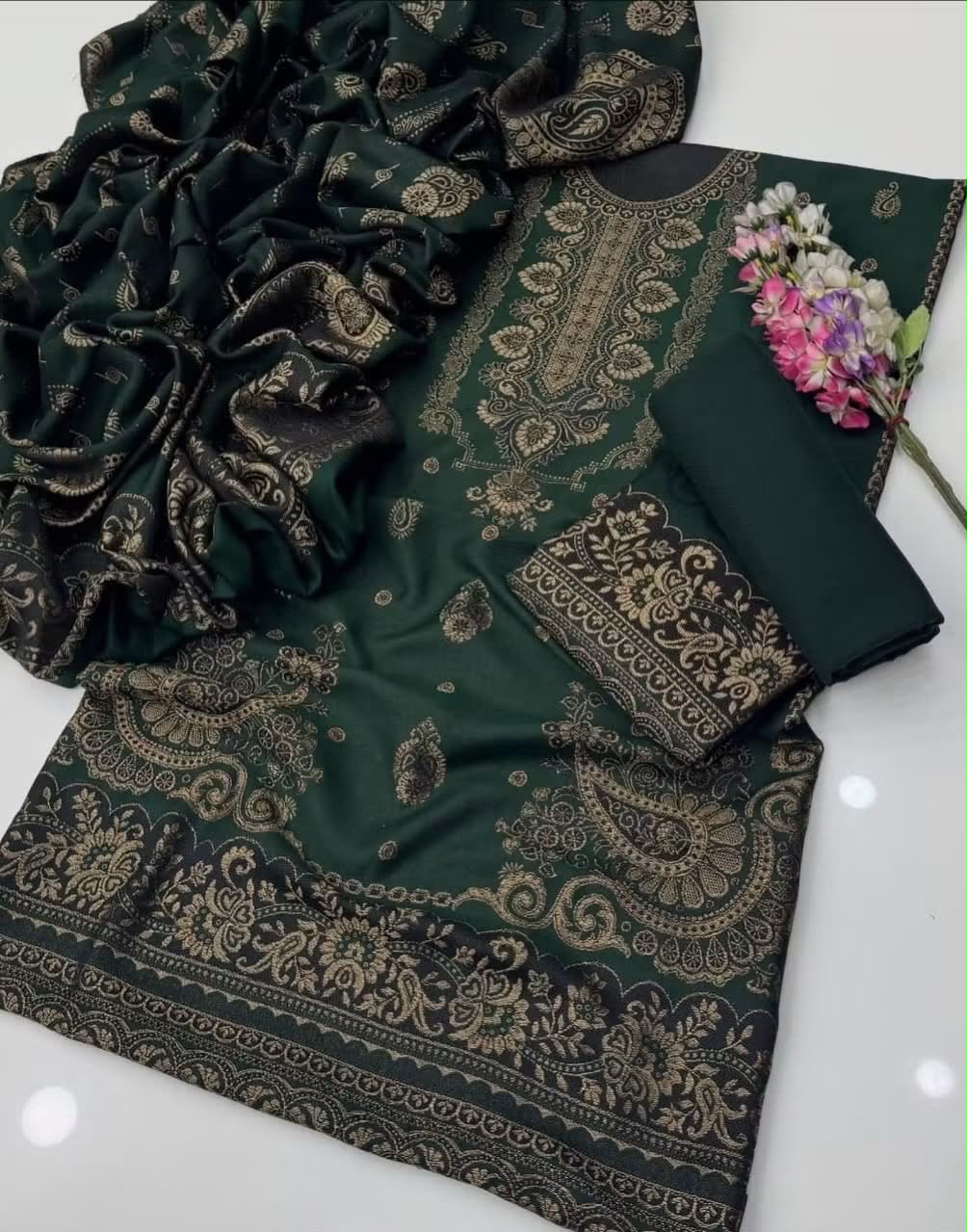 Pashmina Jacquard 3-Piece Suit