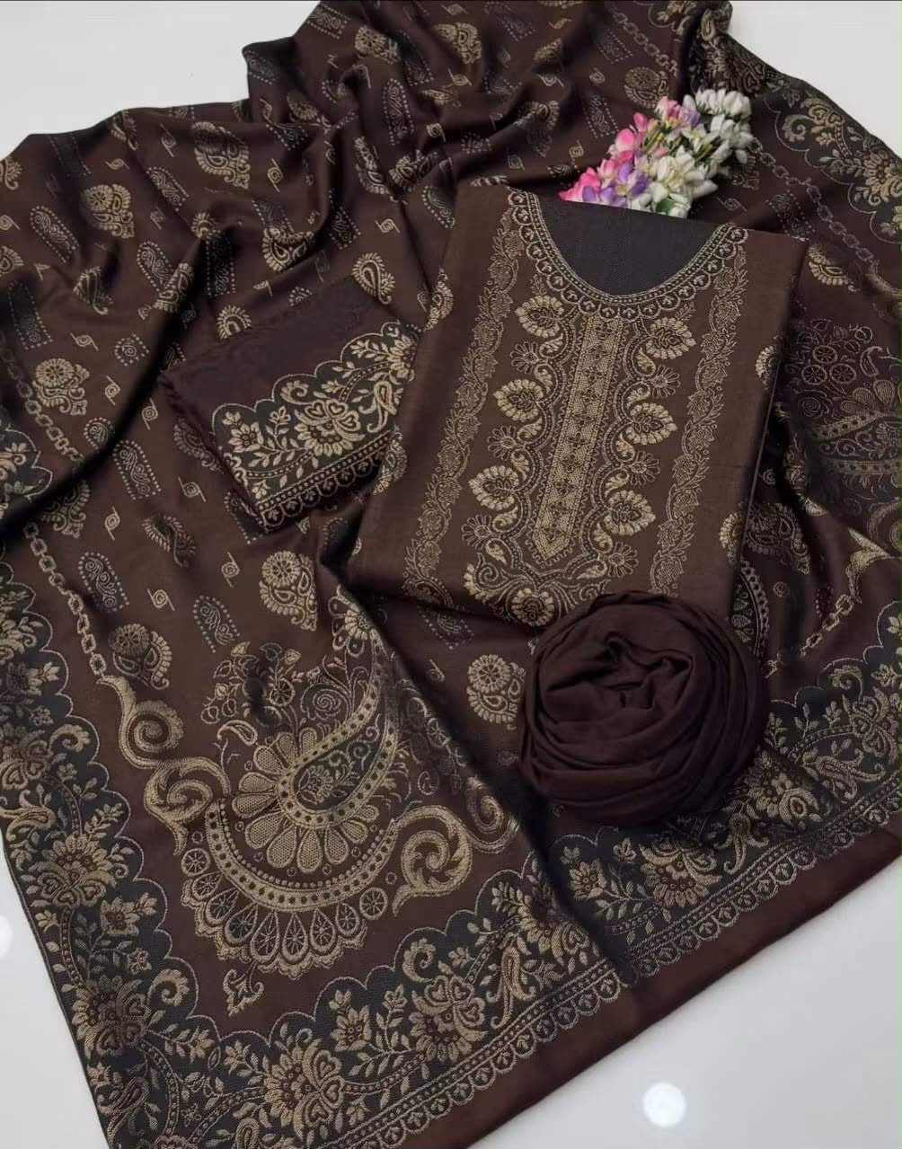 Pashmina Jacquard 3-Piece Suit