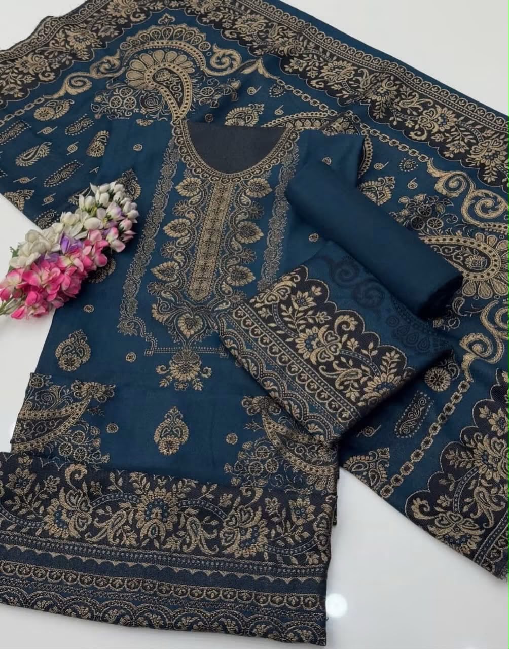 Pashmina Jacquard 3-Piece Suit