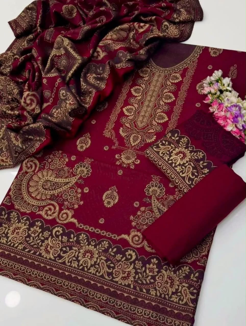 Pashmina Jacquard 3-Piece Suit